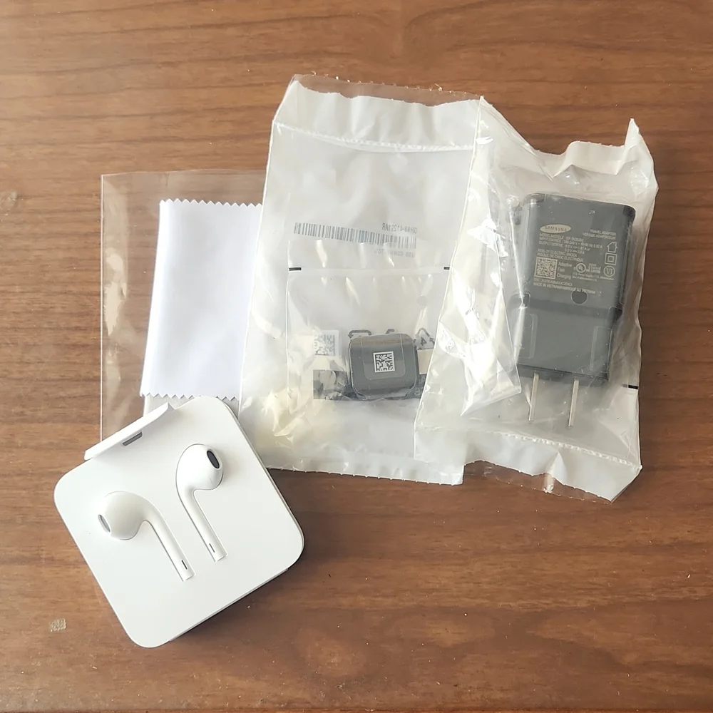 Bundle of Samsung Android Cell Phone Accessories